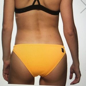 Jolyn Midl Bikini Bottoms Size Medium